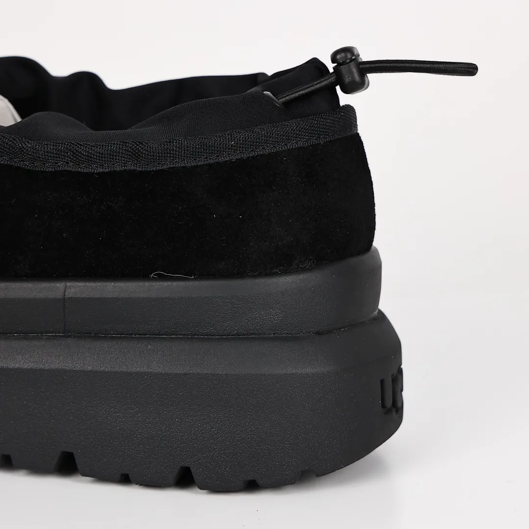 Pick up locally 💰Female size 330 Men's size 380 UGG 23S new winter products Half toe cap and low top 1144096 Imported sheepskin fur Purchasing for exclusive quality High elastic Modern midsole External non-slip outsole Leg drawstring design Very easy to put on and take off Sizes: 35 36 37 38 39 40 41 42 43 44 45